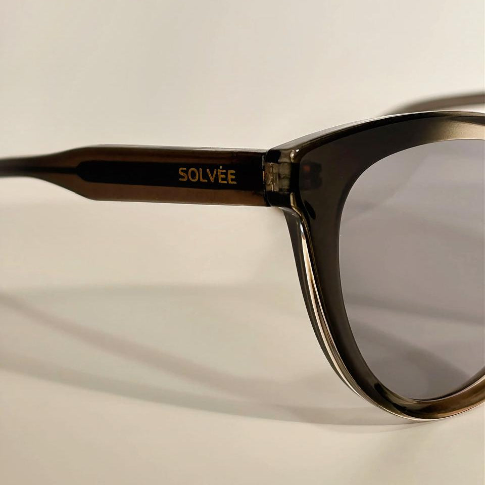 SOLVÉE ÉCLAT Smoke