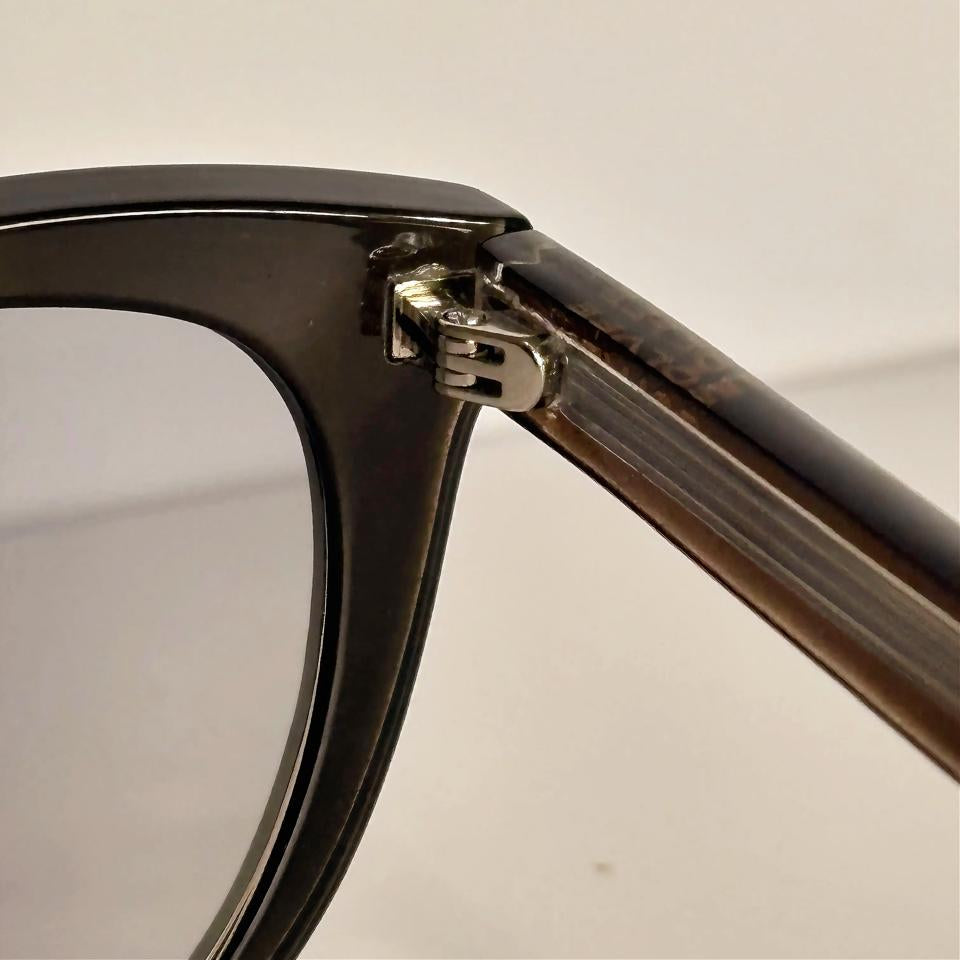 SOLVÉE ÉCLAT Smoke