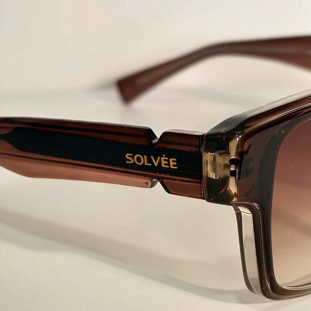 SOLVÉE MONARCH Amber