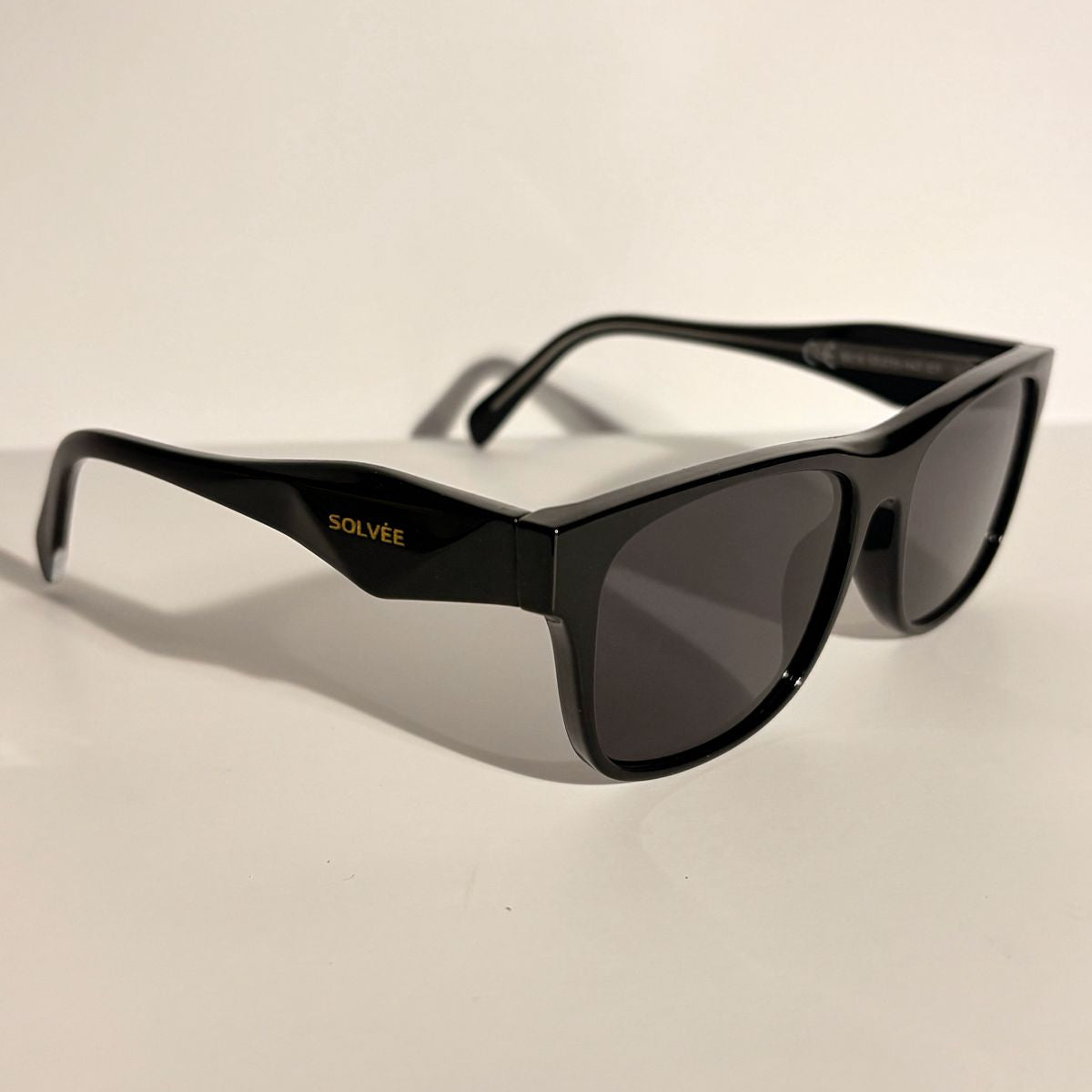 SOLVÉE ÉCLAT NOIR™