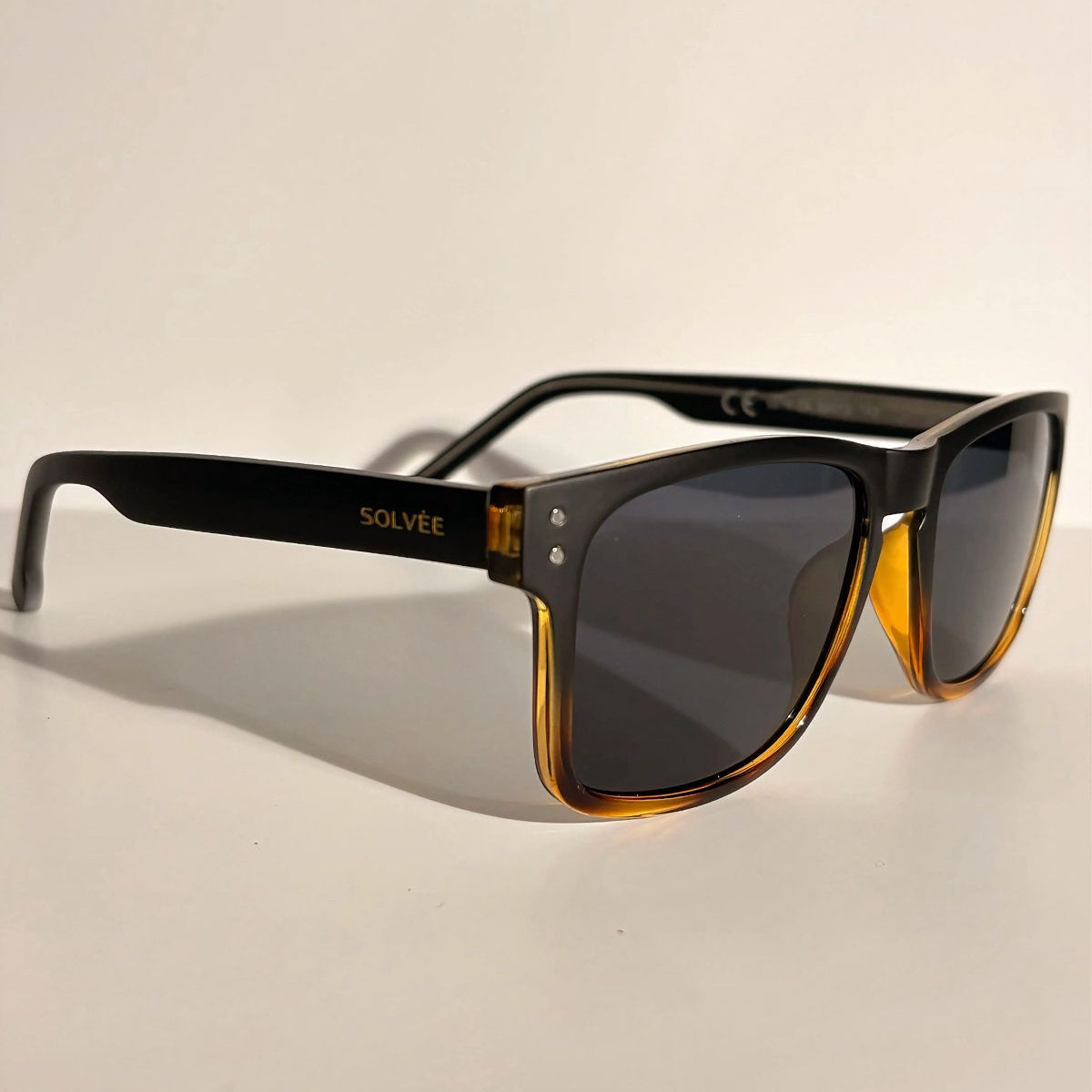 SOLVÉE AMBER EDGE™