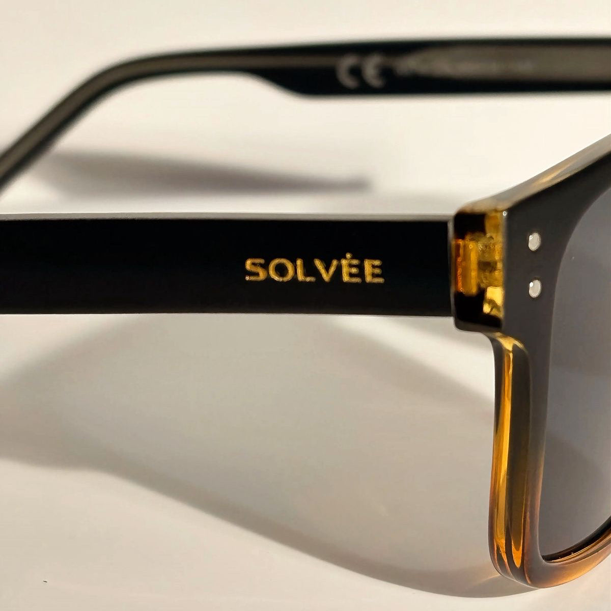 SOLVÉE AMBER EDGE™